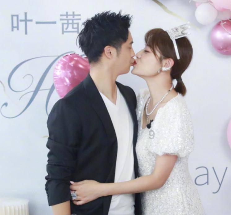 高司令失望《芭比》导演女主未获奥斯卡提名,电影与现实闭环太讽刺