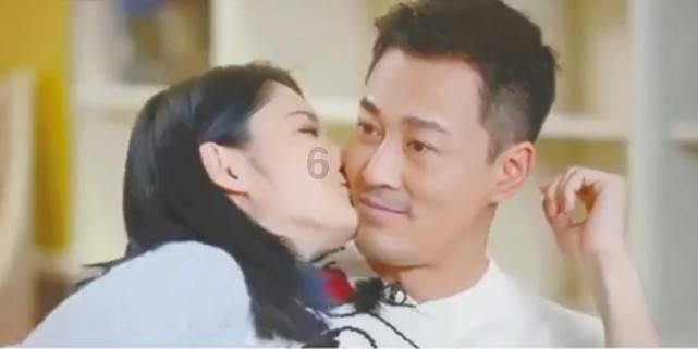 老婆花几百块买个羽绒服都心疼的不得了，怎么养外面的女人？